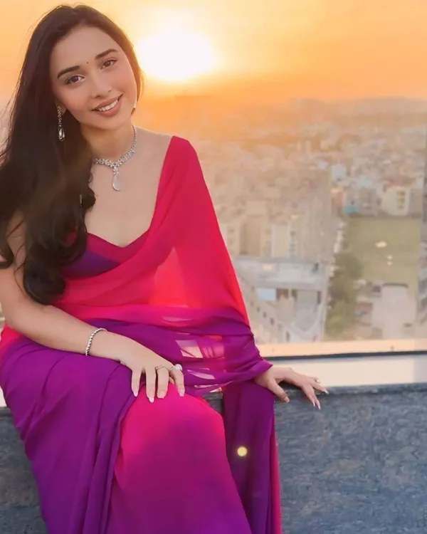 Pink_And_Purple_Colour_1-Minute_Ready_To_Wear_Georgette_Saree_With_Blouse_Piece