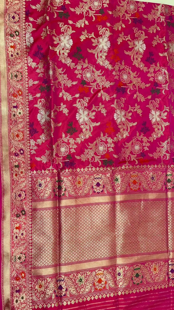 Humairah_Pure_Handloom_Pink_Katan_Silk_Kadhwa_Jangla_Tilfi_Mina_Zari_Jaal_with_Kadhwa_Mina_Pallu_and_Golden_Stripe_Pink_Blouse
