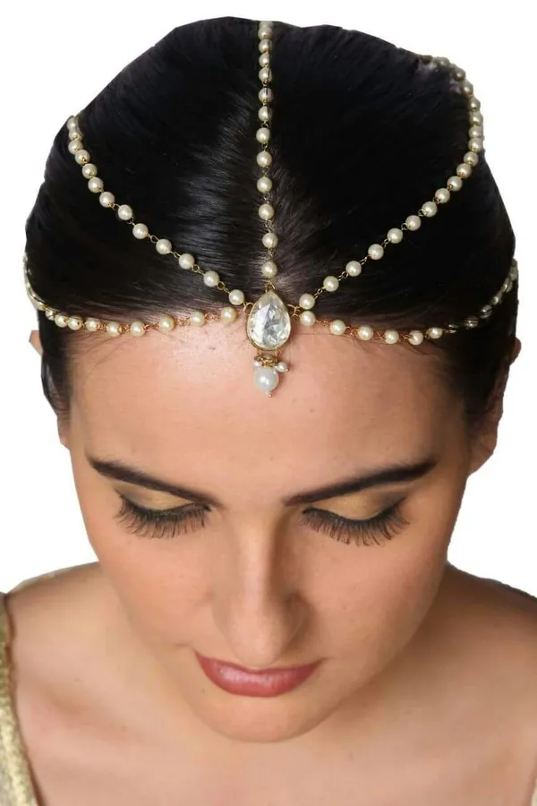 White_Alloy_Maang_Tikka_For_Women