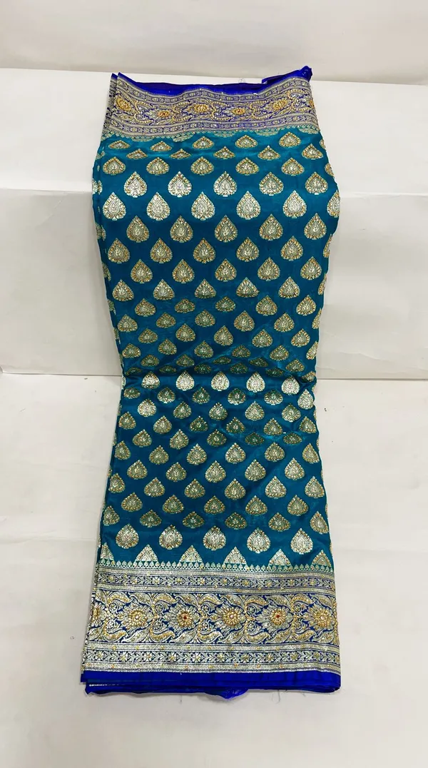 Humairah_Presents_Green_Stone_Work_Golden_Zari_Boota_with_Contrast_Blue_Pallu_Zari_Border_and_Blue_Blouse_Banarasi_Saree