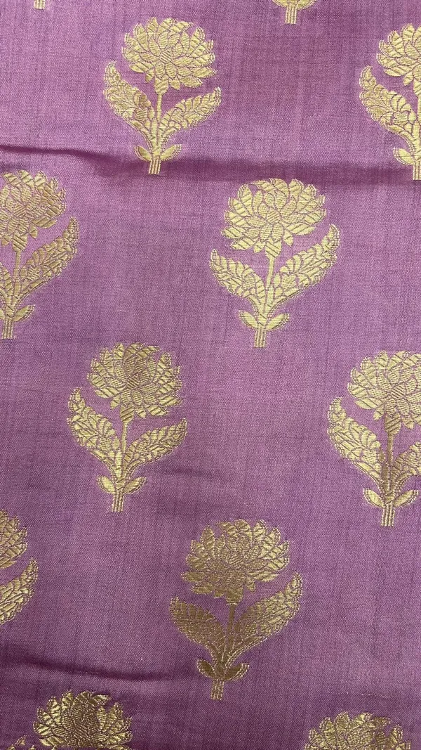 Humairah_Pure_Handwoven_Mauve_Chiniya_Silk_Gold_Zari_Floral_Booti_with_Minakari_Zari_Border_with_Mauve_Blouse_piece