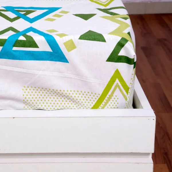 120_TC_Cotton_Green_Tea_Fitted_Bed_Sheet_Double_Bed_With_Pillow_Cover_Moderangles_(150_x_200_CM)