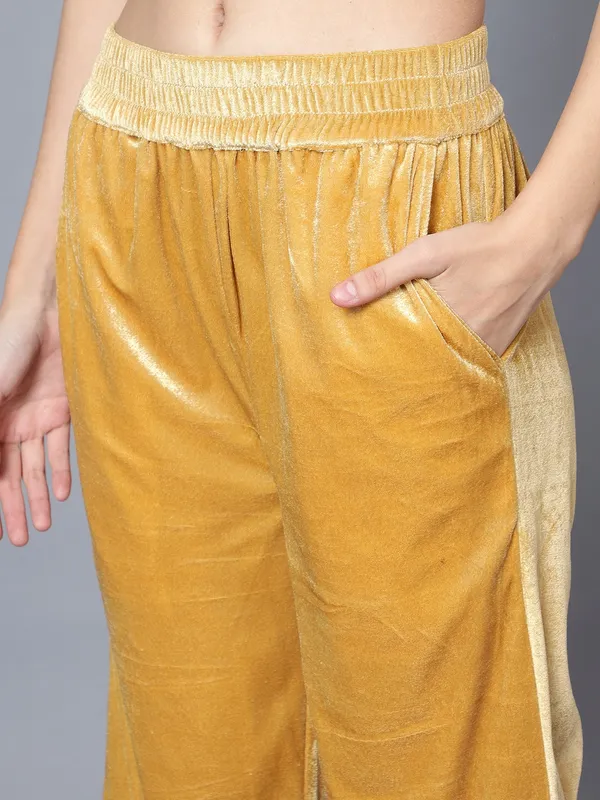 Gold-Toned_Shirt_Collar_Velvet_Crop_Jacket_With_Trousers_Co-ords_Set