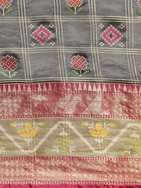 Black_Art_Silk_Banarasi_Sarees_For_Women