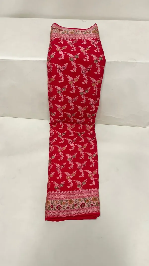 Humairah_Presents_Pure_Handloom_Red_Chiffon_Alfi_Mina_Zari_Jaal_Minakari_Zari_Border_and_Floral_Big_Boota_Mina_Pallu_Saree_with_Red_Blouse