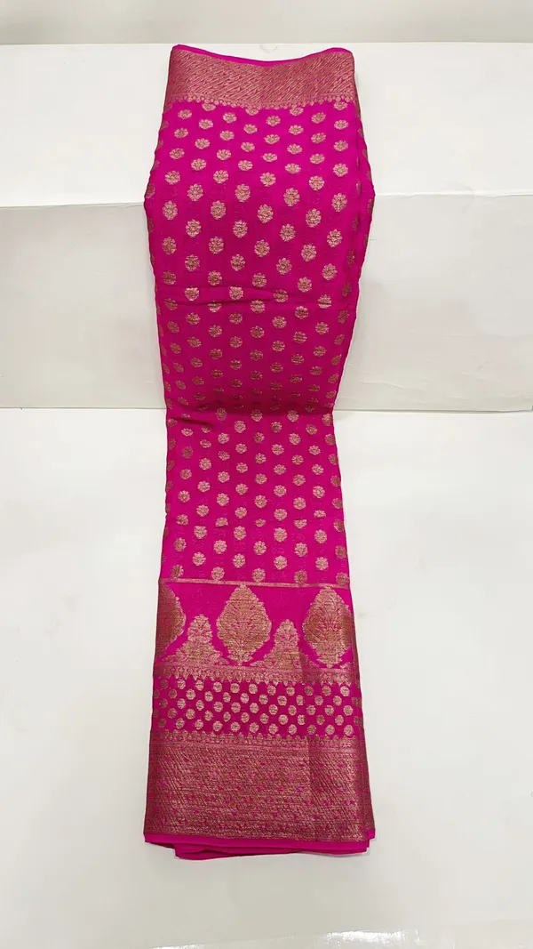 Humairah_Presents_Pure_Handloom_Magenta_Chiffon_Floral_Copper_Zari_Booti_with_Floral_Skirt_Zari_Border_with_Magenta_Blouse
