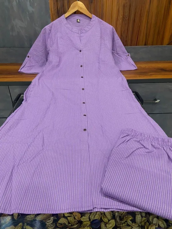 Levender_Khadi_Cotton_Ethnic_Kurta_and_Pant_Set_For_Women