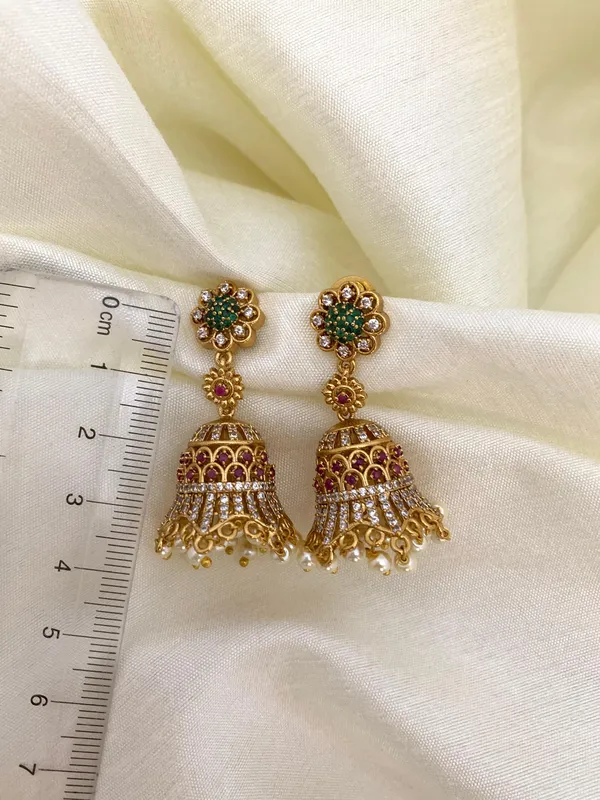 Leena_Antique_Pearl_hanging_Jhumka