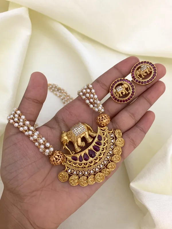 AMIRA_ANTIQUE_NECKLACE_SET