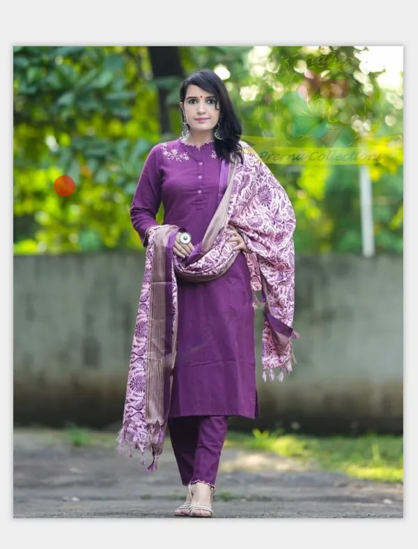 Wine_COTTON_Printed_Kurti_Pant_With_Duppta_For_Women