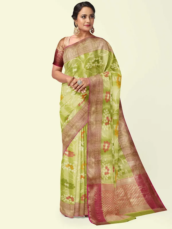 Green_Matka_Silk/Silk_Blend_Banarasi_Sarees_For_Women