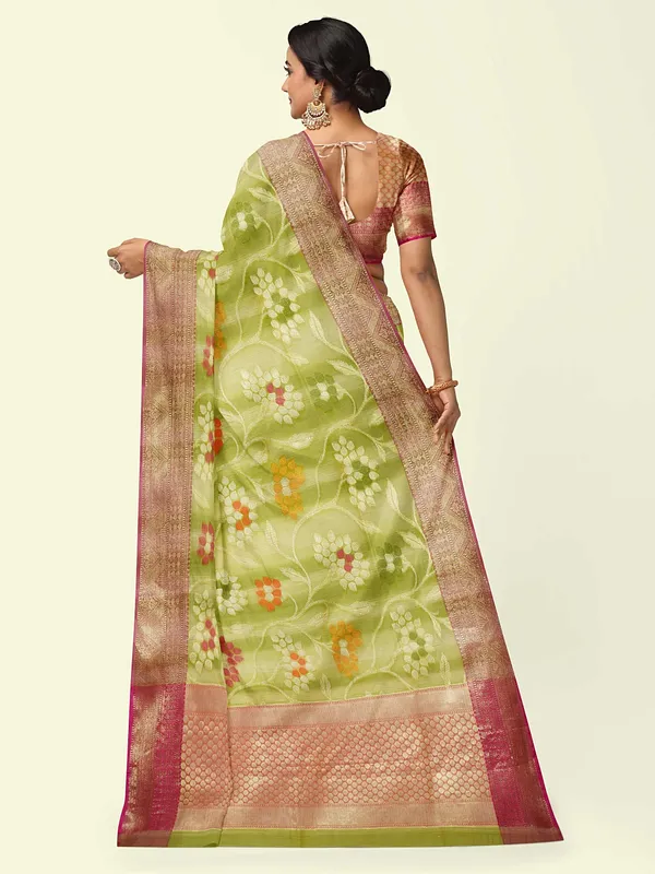 Green_Matka_Silk/Silk_Blend_Banarasi_Sarees_For_Women