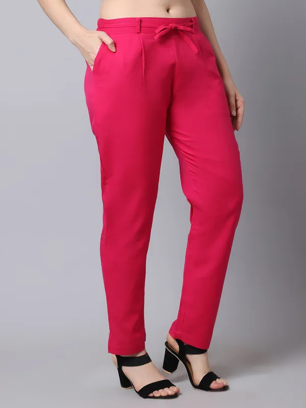 Pink_Pleat-front_Cigrette_Pants