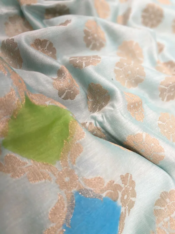 Humairah_Pure_Handloom_Light_Blue_Cotton_Silk_Zari_Booti_with_Rangkaat_Banarasi_Zari_Hand_Painted_Floral_Pallu_and_Zari_Border_with_Light_Blue_Blouse