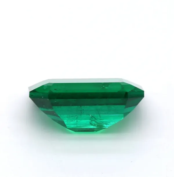 9.25-_Ratti_Green_Emerald_(Panna)_Natural_Loose_Gemstone