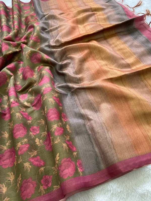 Soft_Tussar_Silk_sarees_with_Beautiful_Print_With_Attractive_Border_And_Contrast_Print_Blouse_With_Tassels