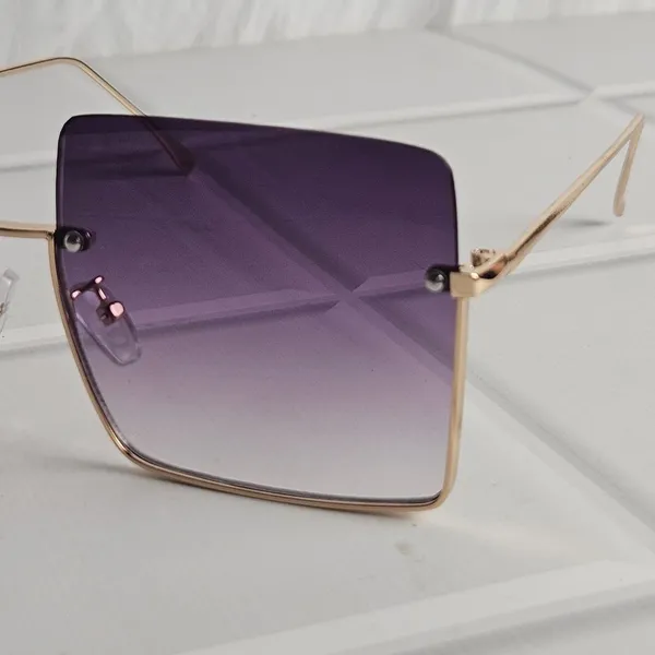 Multicolour_Polycarbonate_Casual_Sunglasses_For_Women_(Buy_1_Get_1_Free)