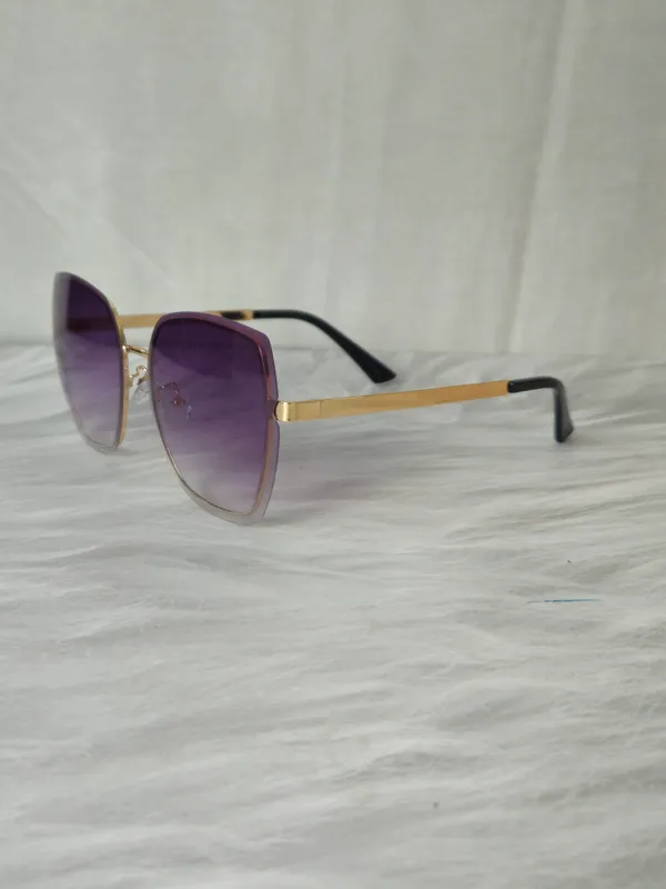 Multicolour_Plastic_Frame_And_Polycarbonate_Lens_Casual_Sunglasses_For_Women_(Buy_1_Get_1_Free)
