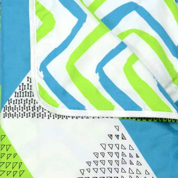 Geometric_Double_Dohar_for_Mild_Winter_(Polyester,_Green_and_Blue)