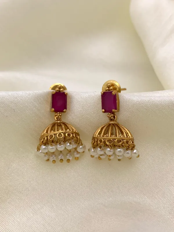 Classic_Simple_Antique_Jhumki_Earrings