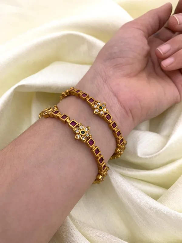 Darsha_Antique_Kempu__Bangles