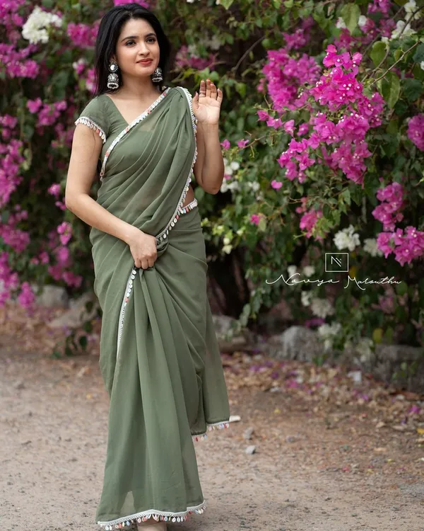 MAHENDI_SOFT_GEORGETTE_EMBROIDERED_SAREE