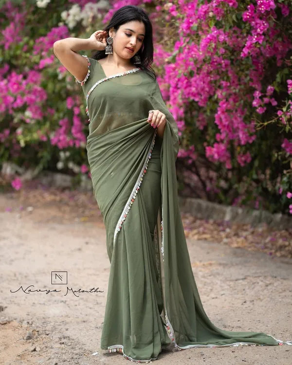 MAHENDI_SOFT_GEORGETTE_EMBROIDERED_SAREE
