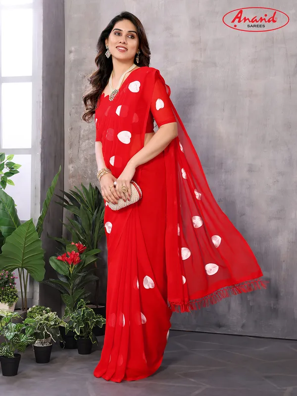 Georgette_embroidered_chiffon_saree_with_blouse_piece_(Red)
