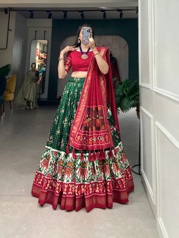 Traditional_Wear_Green_Color_Lehenga_Choli_With_Pretty_Dupatta