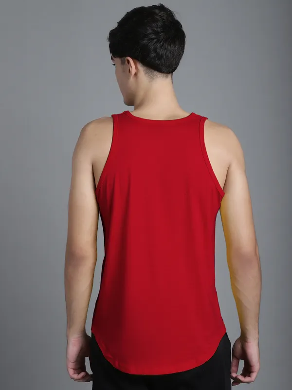 Red_Cotton_U_Neck_All_Day_Wear_Vest_For_Men