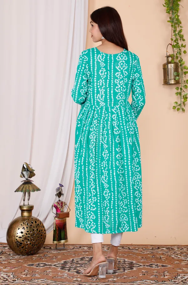 Maternity_Wear_Turquoise_bandhej_Printed_Anarkali_Side_Slit/_Nyra_Cut_Kurta_with_conceled_Zip_on_both_side