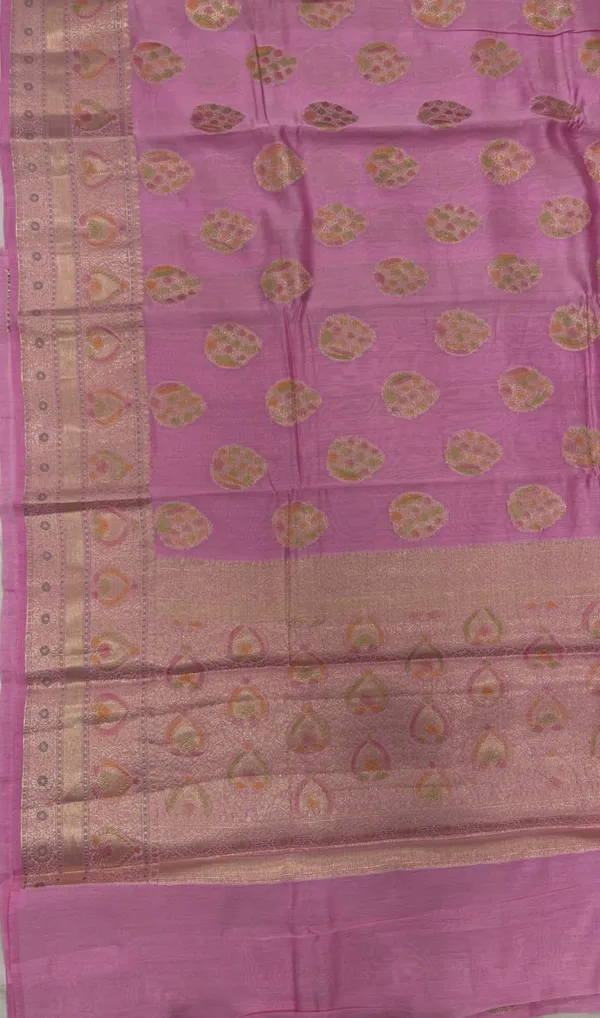 Humairah_Pure_Handloom_Baby_Pink_Cotton_Floral_Zari_Hand_Painted_Boota_with_Baby_Pink_Floral_Hand_Painted_Pallu_and_2D_Zari_Border_with_Baby_Pink_Blouse
