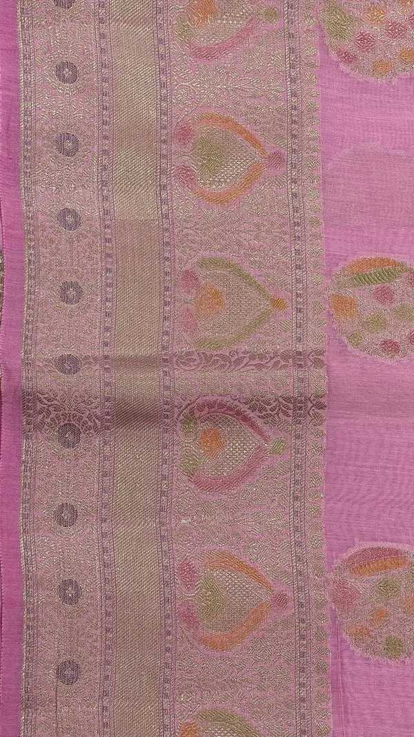 Humairah_Pure_Handloom_Baby_Pink_Cotton_Floral_Zari_Hand_Painted_Boota_with_Baby_Pink_Floral_Hand_Painted_Pallu_and_2D_Zari_Border_with_Baby_Pink_Blouse