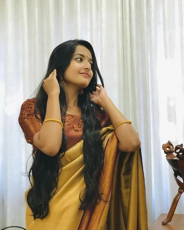 YELLOW_KANJIVARAM_SILK__SAREE
