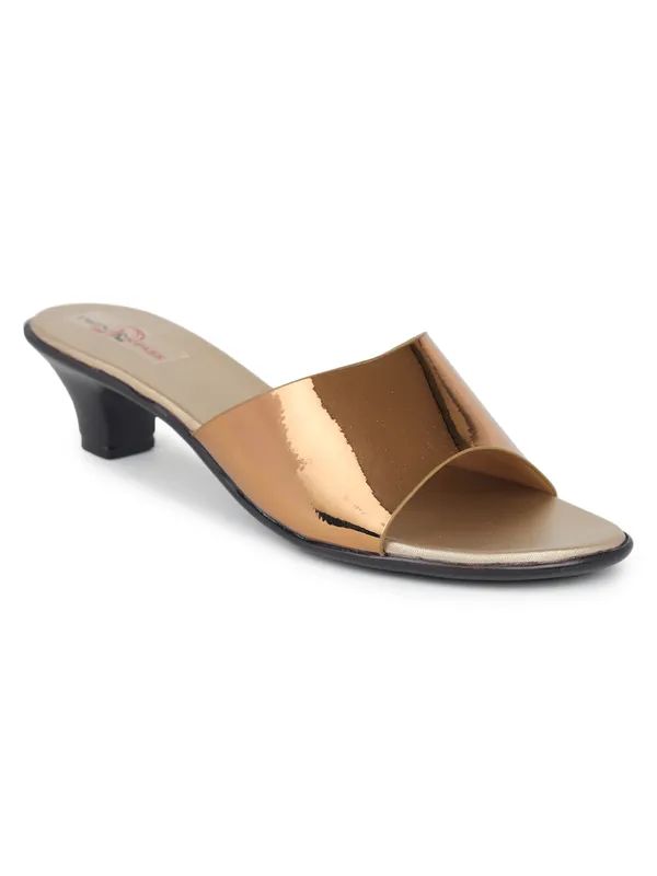 Shining_Strap_Heels_(Antique)