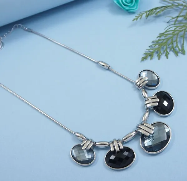 Black_Trendy_Western_Necklace_For_Women