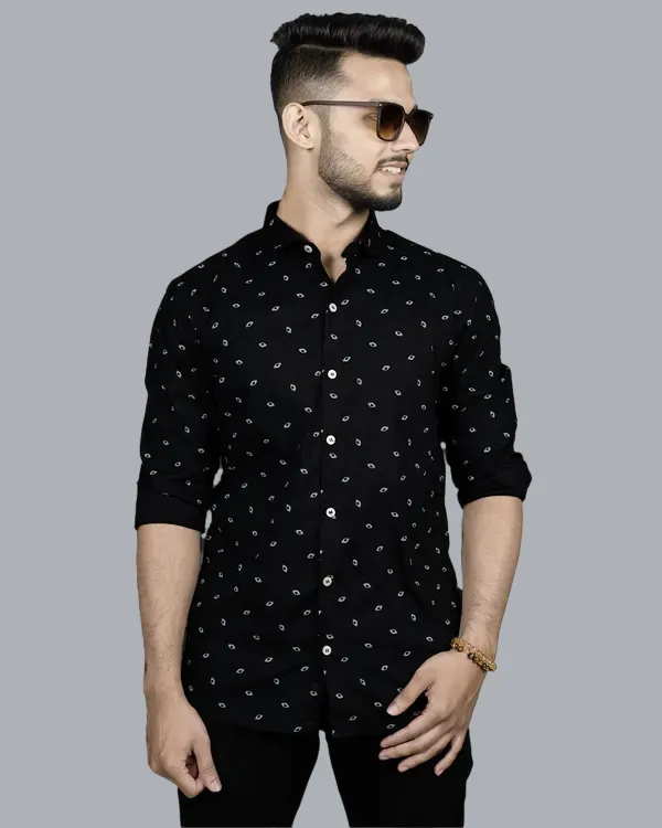 Globe_Design_Black_Shirt_Premium_Cotton_Blend