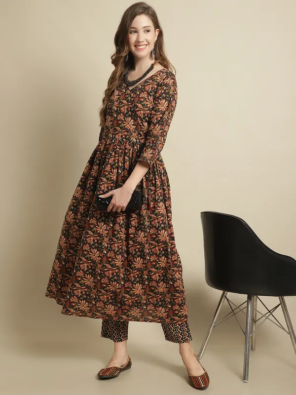 Brown_Cotton_Anarkali_Kalamkari_Flair_Suit_Set