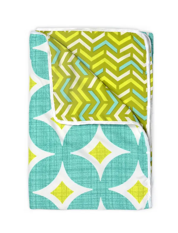 Geometric_Single_Dohar_for_AC_Room_(Polyester,_Green_and_Yellow)