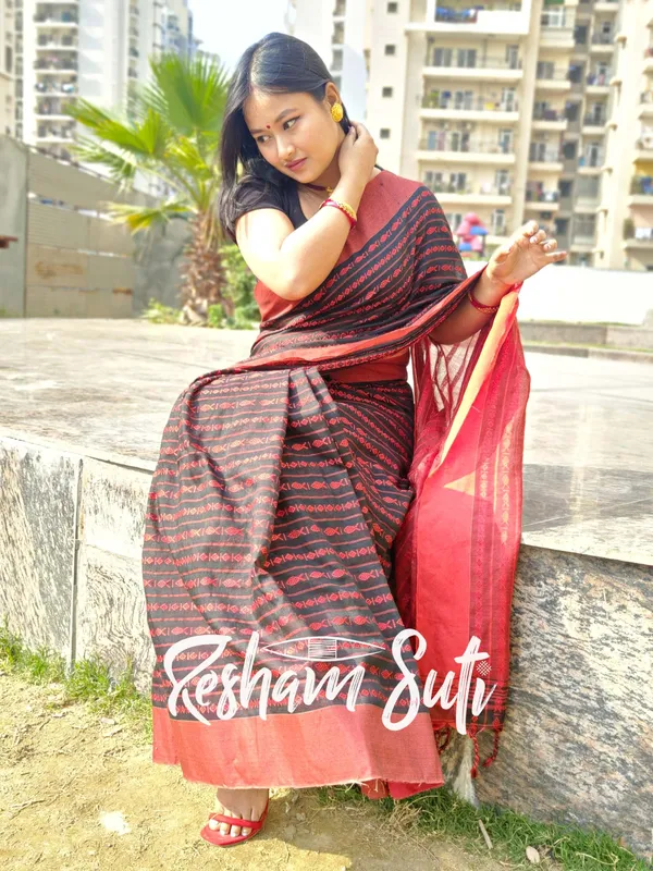 Black_&_Red_Begampuri_Cotton_Saree-Saawariya