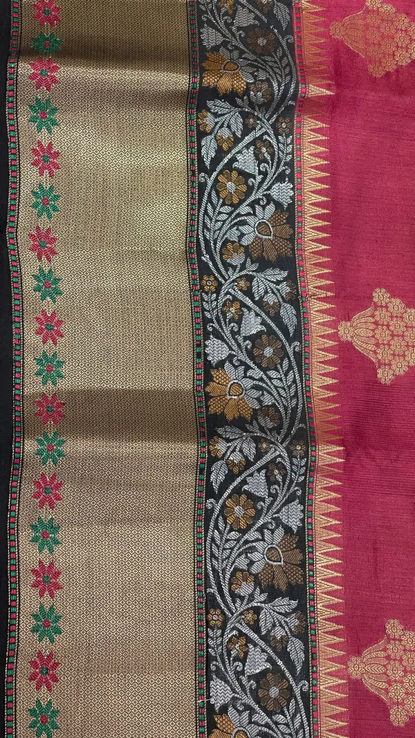 Humairah_Pure_Handloom_Magenta_Chiniya_Silk_Golden_Floral_Zari_Booti_Contrast_Black_Skirt_Silver_Mina_Zari_Border_Golden_and_Floral_Boota_Pallu_with_Black_Blouse
