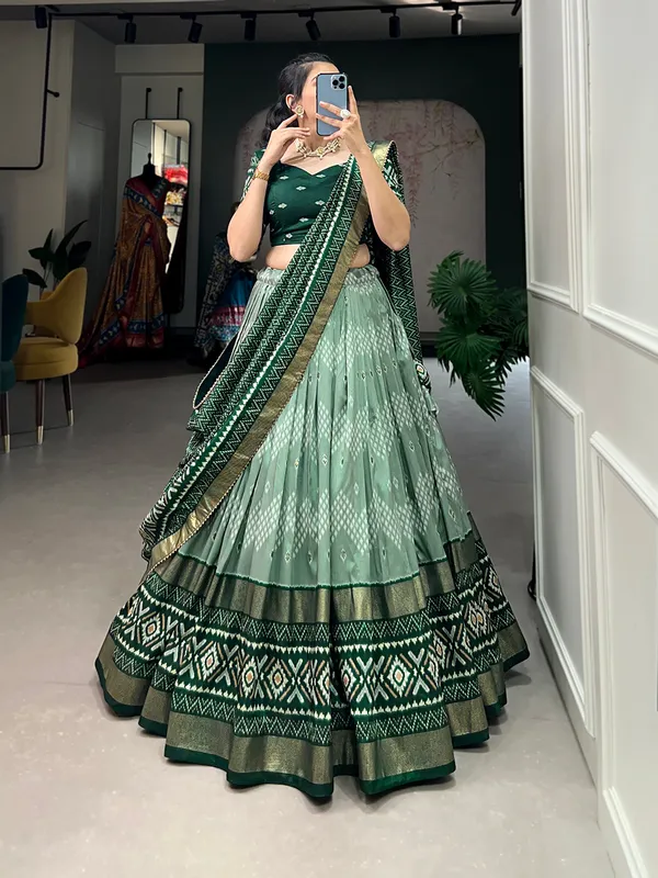 Green_Premium_&_Elegant_Dola_Silk_Lehenga_Choli_For_Women
