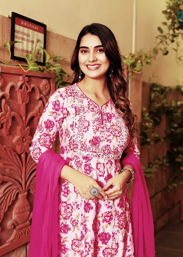 Pink_Cotton_Floral_Printed_Kurti_Pant_Dupatta_Set_For_Women