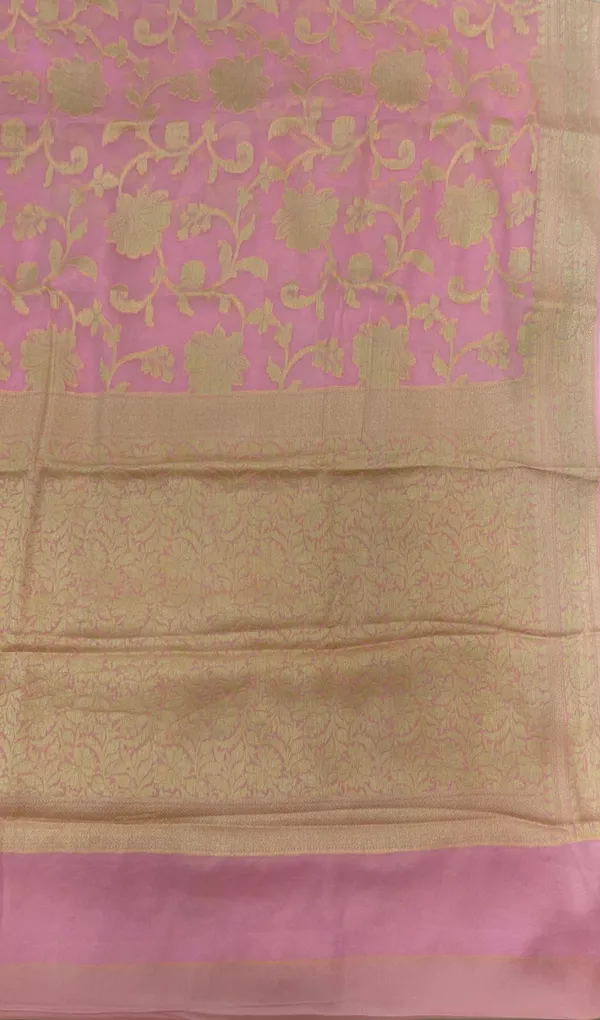 Humairah_Presents_Pure_Handloom_Baby_Pink_Chiffon_Floral_Golden_Zari_Boota_Jaal_with_Banarasi_Zari_Border_and_Baby_Pink_Blouse