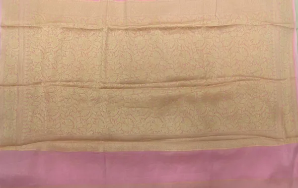 Humairah_Presents_Pure_Handloom_Baby_Pink_Chiffon_Floral_Golden_Zari_Boota_Jaal_with_Banarasi_Zari_Border_and_Baby_Pink_Blouse