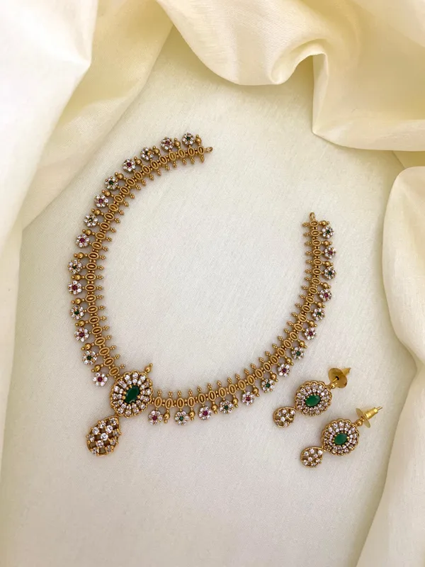 AAINA_ANTIQUE_NECKLACE_SET