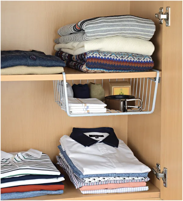 Undershelf_Storage_Basket_Medium_-_12_inch_(Set_Of_3)