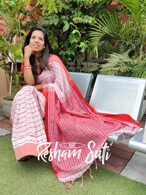Red_&_White_Begampuri_Cotton_Saree-Sharanya