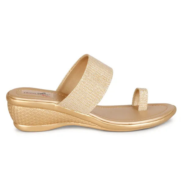 Angutha_Shining_Strap_Ethnic_Wedge_Heels_(Gold)