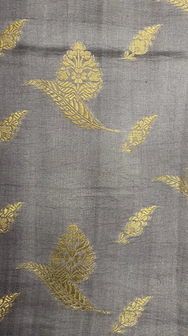 Humairah_Pure_Silk_Handwoven_Grey_Chiniya_Silk_with_Gold_Zari_Floral_Booti_&_Grey_Blouse